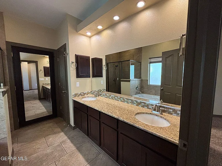 5724 Valley Lilac Ln — Photo 25