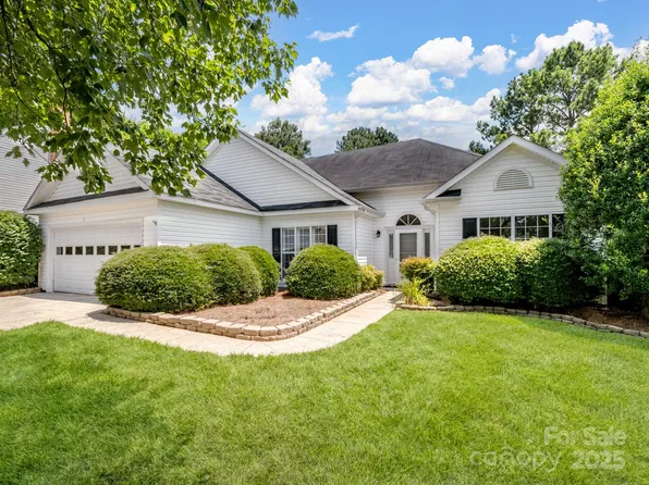 3720 Winterberry Ct NW, Concord, NC 28027