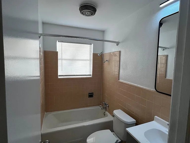 3200 Zephyr Rd — Photo 11
