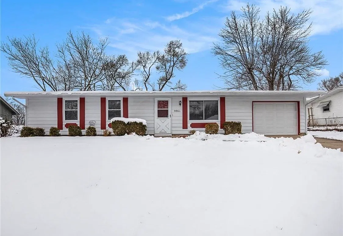 3 bed, 1000 sqft, $2,000 — Photo 1
