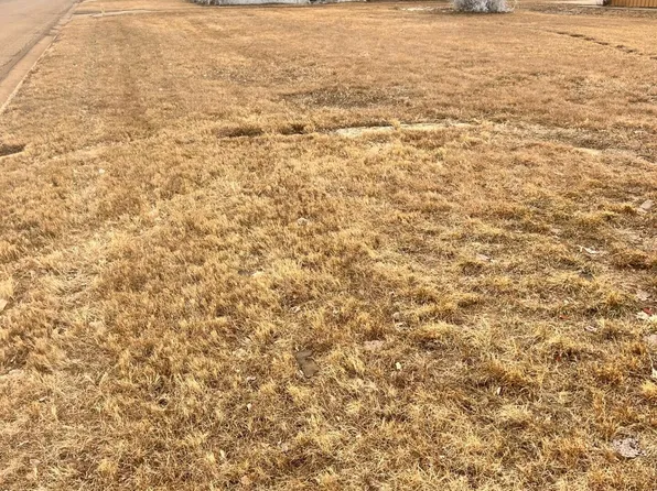 2nd Ave SE, Bowman, ND 58623