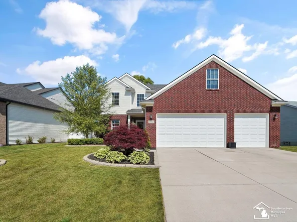 5128 Westminster Dr, Dundee, MI 48131
