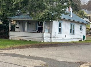 510 Fowler St, Raymond, WA 98577