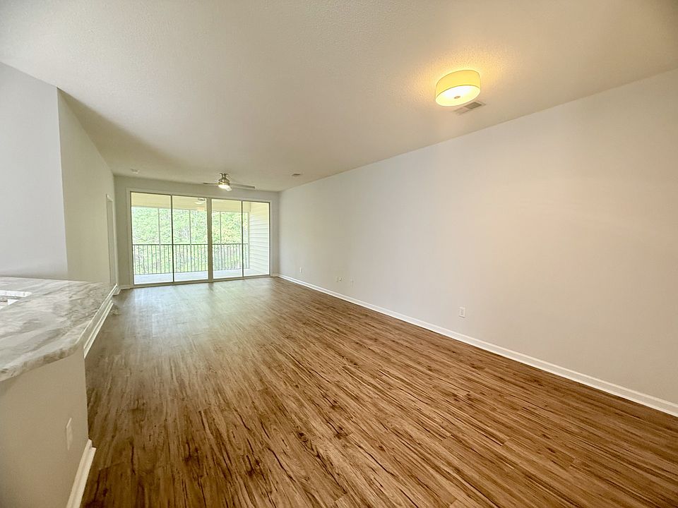 Living room_10092025