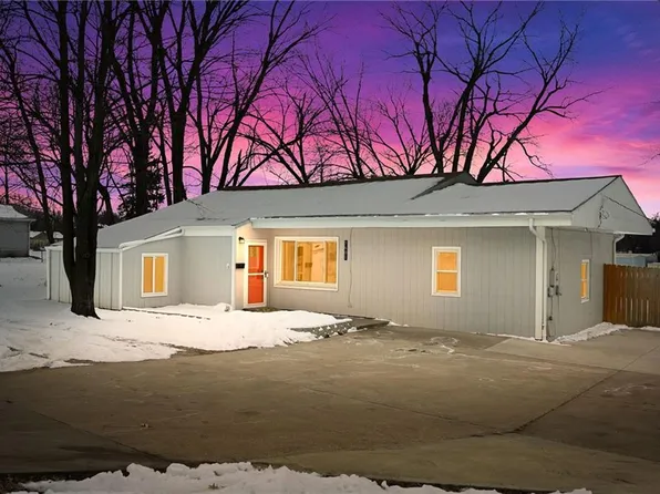 7601 High Grove Rd, Grandview, MO 64030