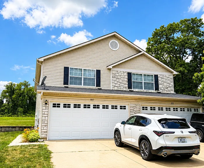 840 Woodside Creek Dr — Photo 1