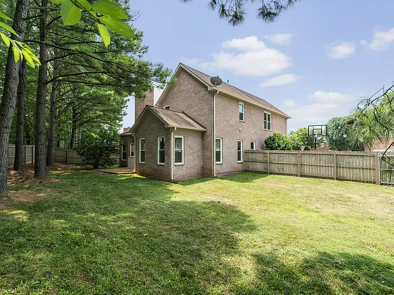 540 Bancroft Way — Photo 23