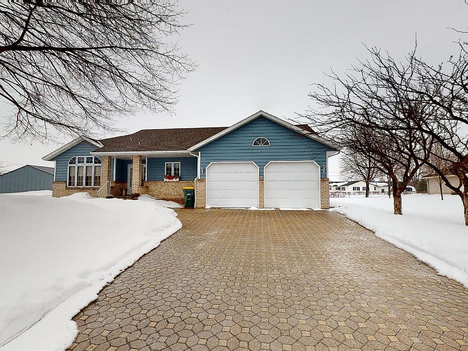 670 S 10th St, Bird Island, MN 55310 MLS 6333726 Zillow