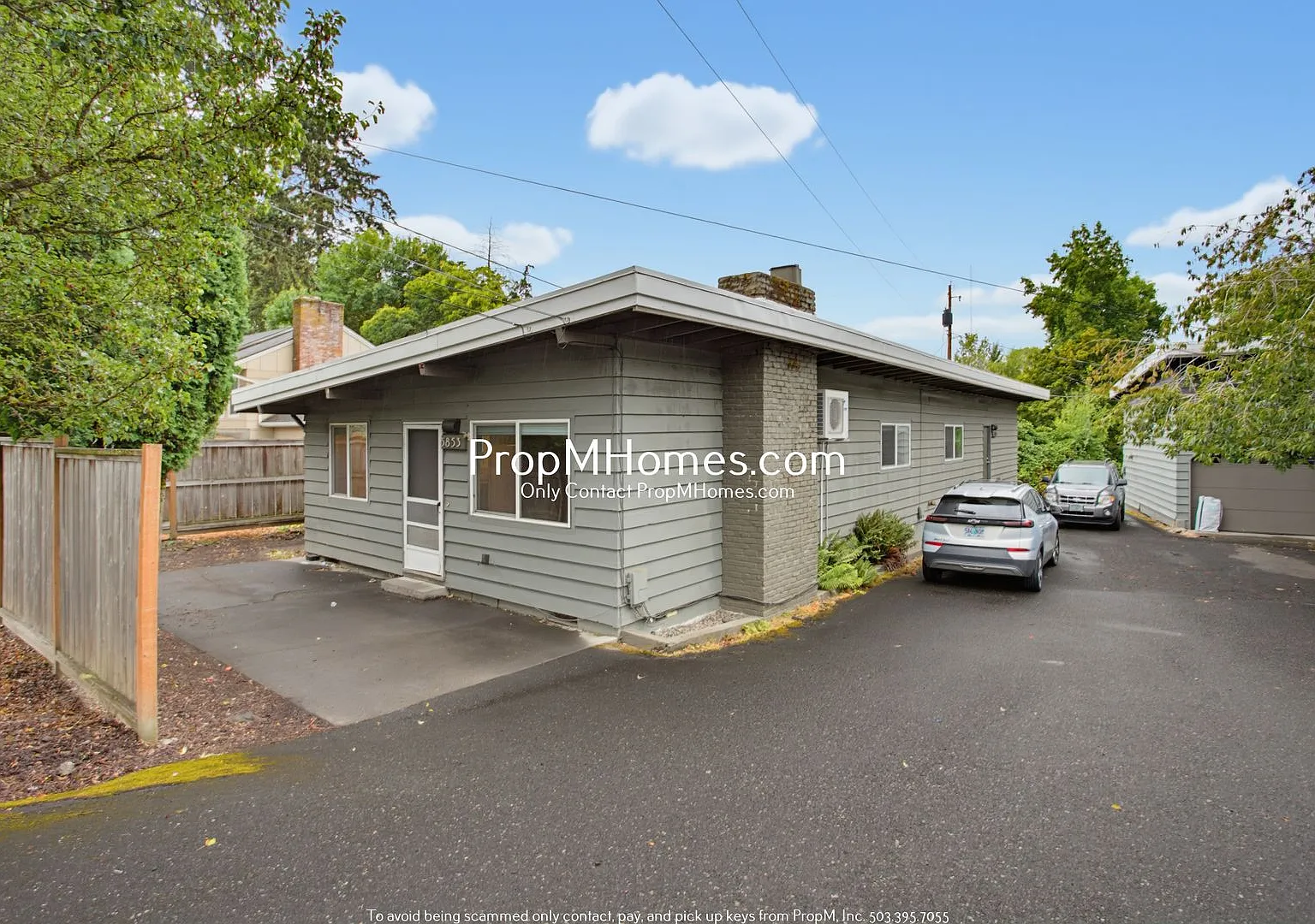 Charming Two Bedroom Duplex in SW! — Photo 1
