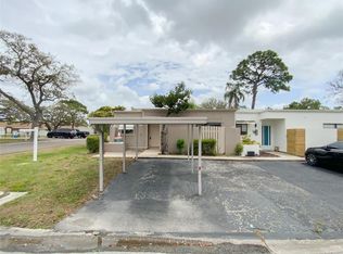 2242 Pinewood Villas Dr, Holiday, FL 34691