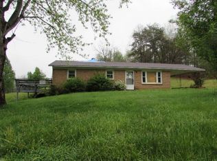 1876 Guildwood Pl SE, Hudson, NC 28638