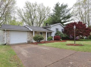 6611 Springvale Dr, Newburgh, IN 47630