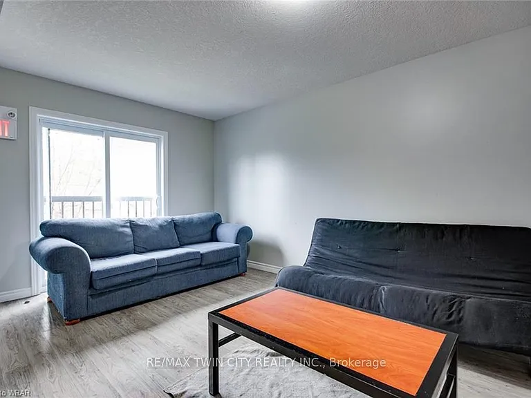 151 Bridgeport Rd E #4 — Photo 5