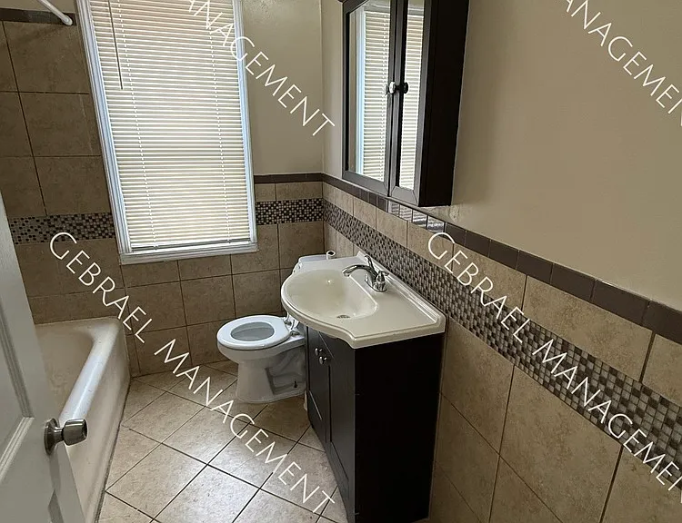12686 Stoepel Ave — Photo 17