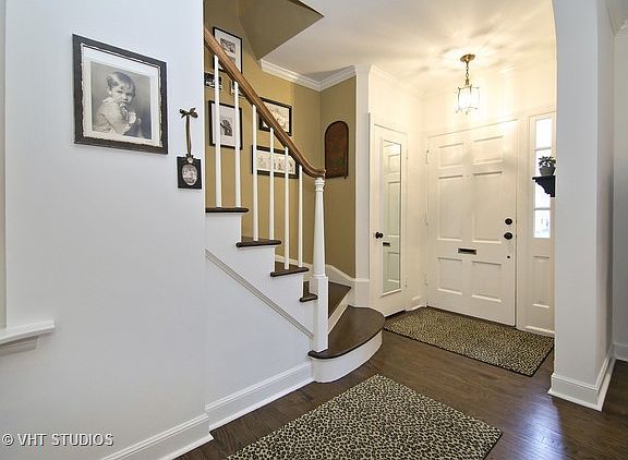 2nd image of 2205 Beechwood Ave