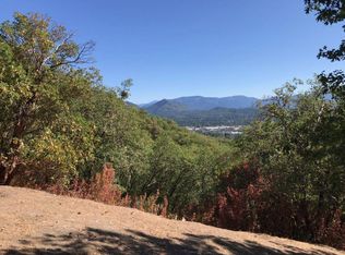 1642 NE Terrace Dr, Grants Pass, OR 97526