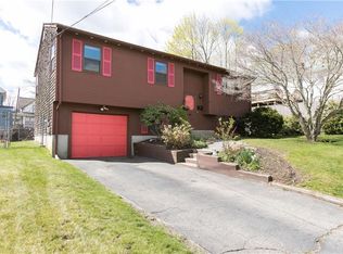 16 Remington St, Warwick, RI 02888