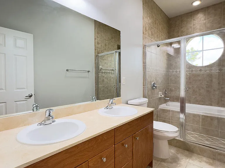 2313 Vintage Dr — Photo 23