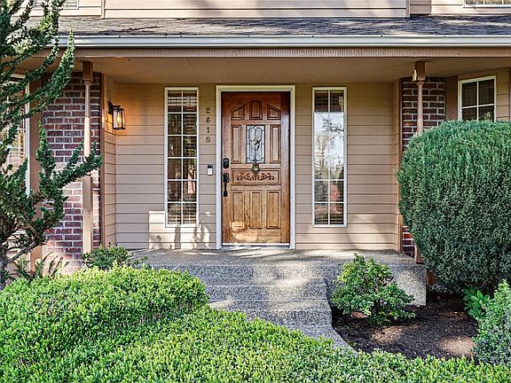 4th image of 2618 96th Avenue Ct E