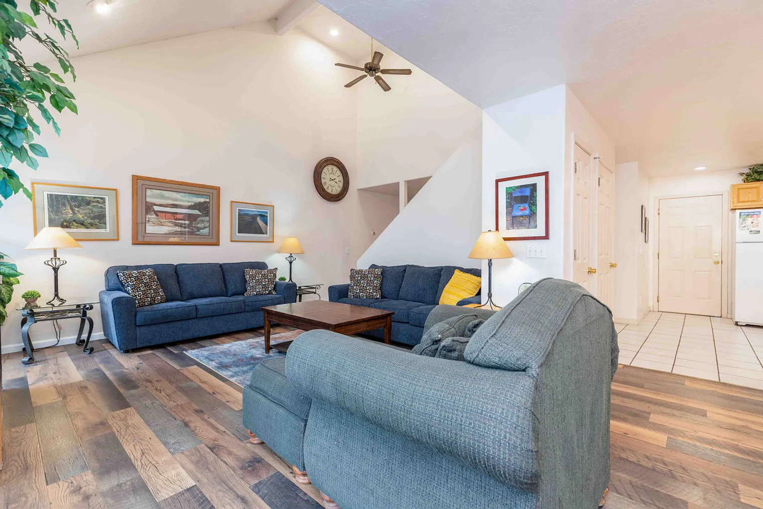 4 bed, 4.0 bath, $6,003 — Photo 4