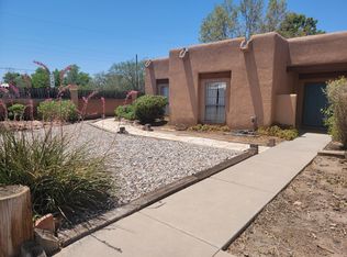 6405 Guadalupe Pl NW, Los Ranchos De Albuquerque, NM 87107