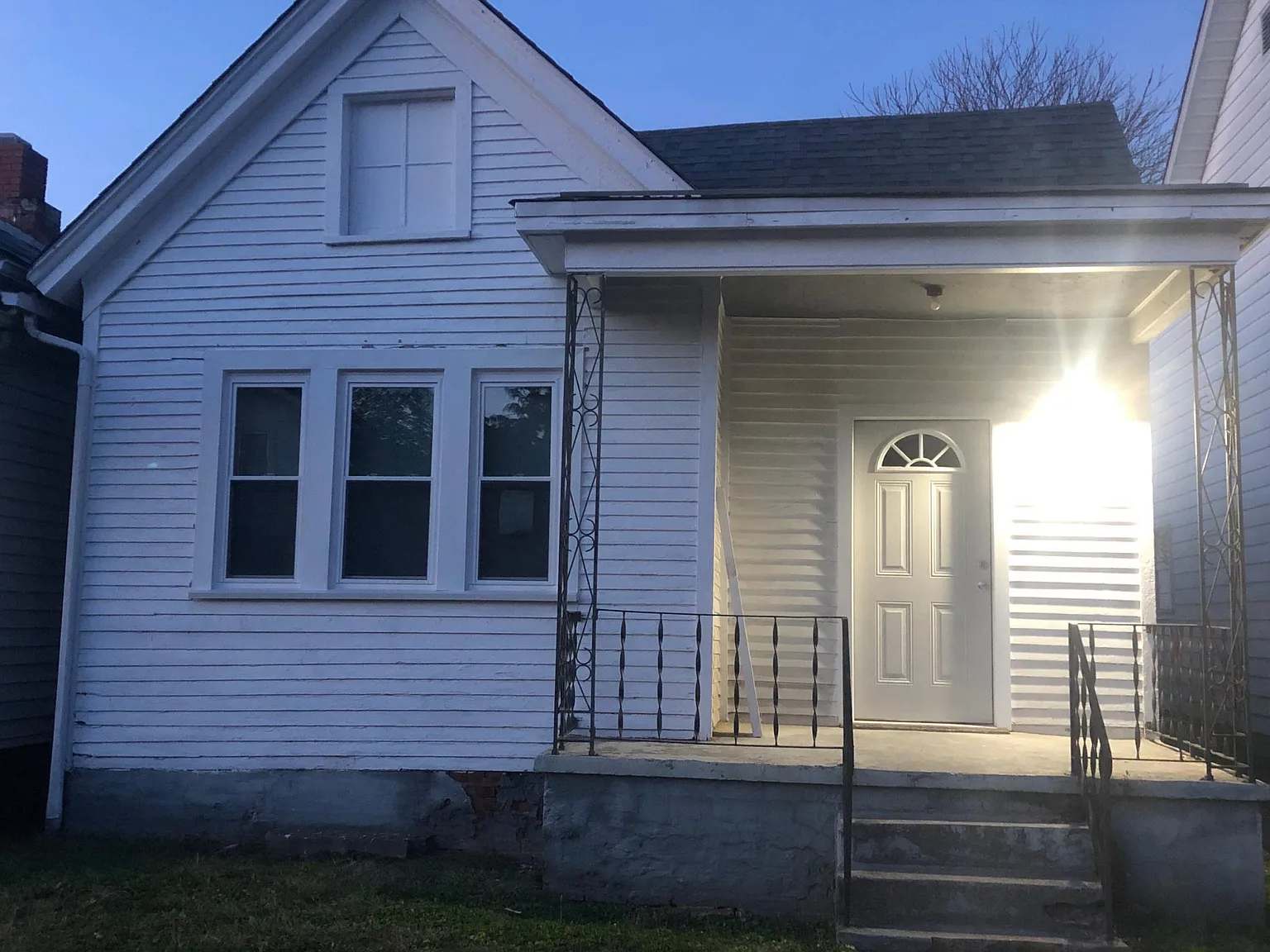 1307 3rd St photo 1