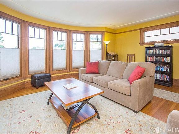 5th image of 207 Claremont Blvd