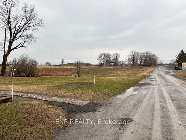 1125 Old Almonte Rd S #3 — Photo 2