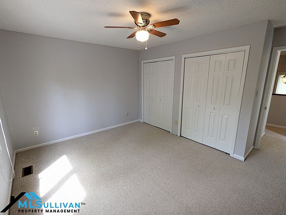 5th image of 4105 Beechnut Ln #1