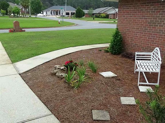 3rd image of 7521 Lillie Ln