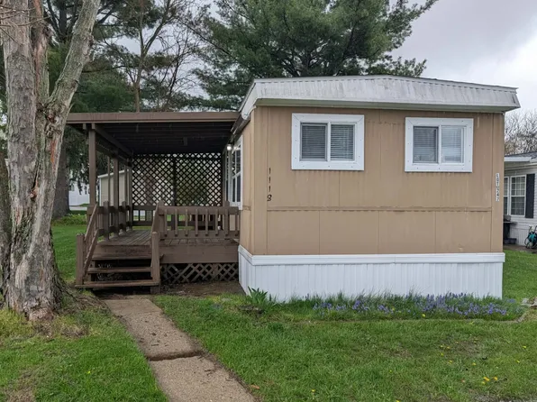 1118 Scarlet Oak East 247, Jackson, MI 49201