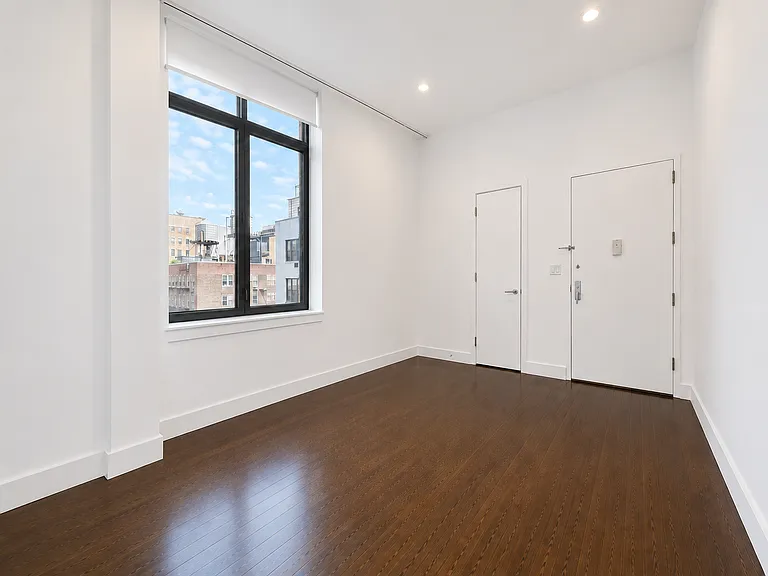 43 W 64th St #Penthouse 9d — Photo 23