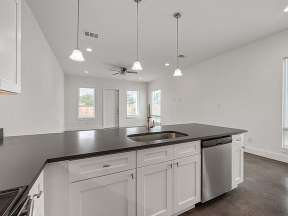 5th image of 307 San Salvador Ave #101