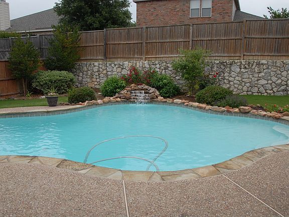 pool/waterfall