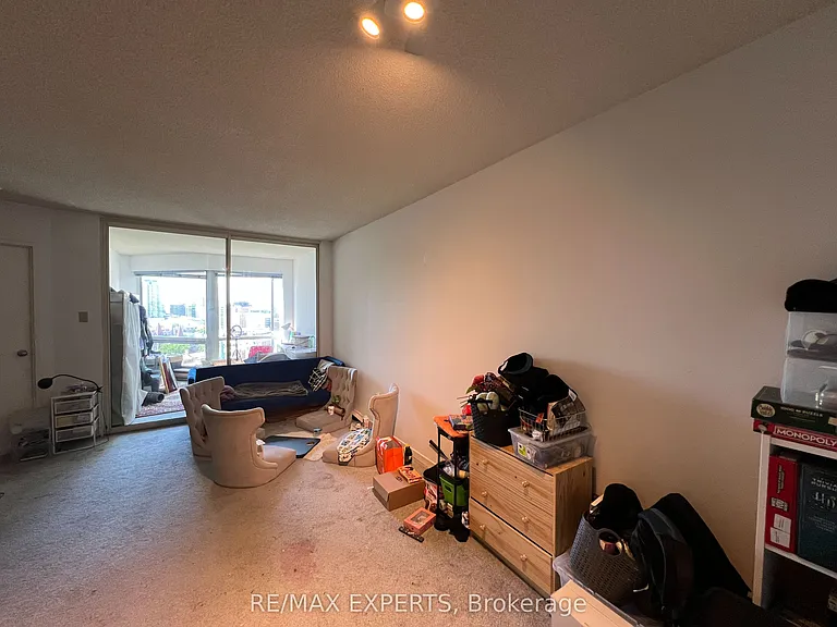 1001 Bay St #2217 — Photo 8
