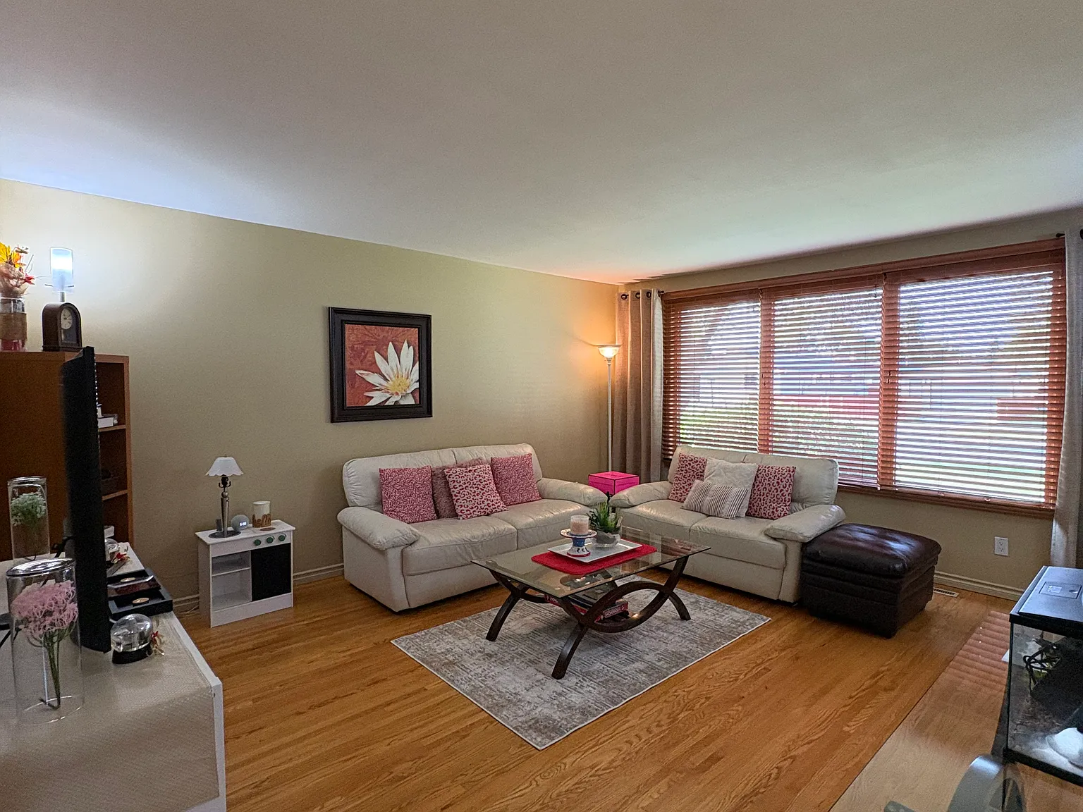 1100 Betournay Street - 1 — Photo 3