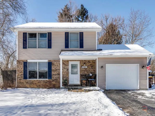 5103 Palm St, McHenry, IL 60051