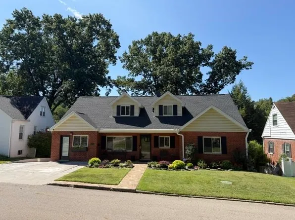 63 Oakwood Rd, Huntington, WV 25701