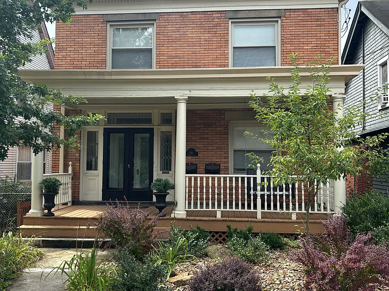 141 Dunbar Ave #1 — Photo 1
