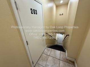 2724 Crossview Dr #203, Houston, TX 77063