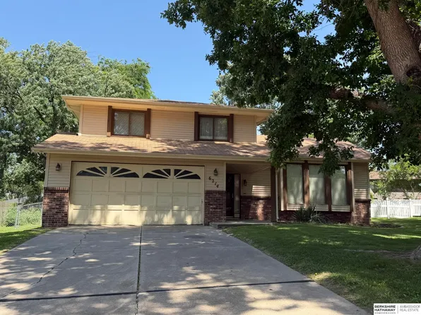 6214 S 150th St, Omaha, NE 68137