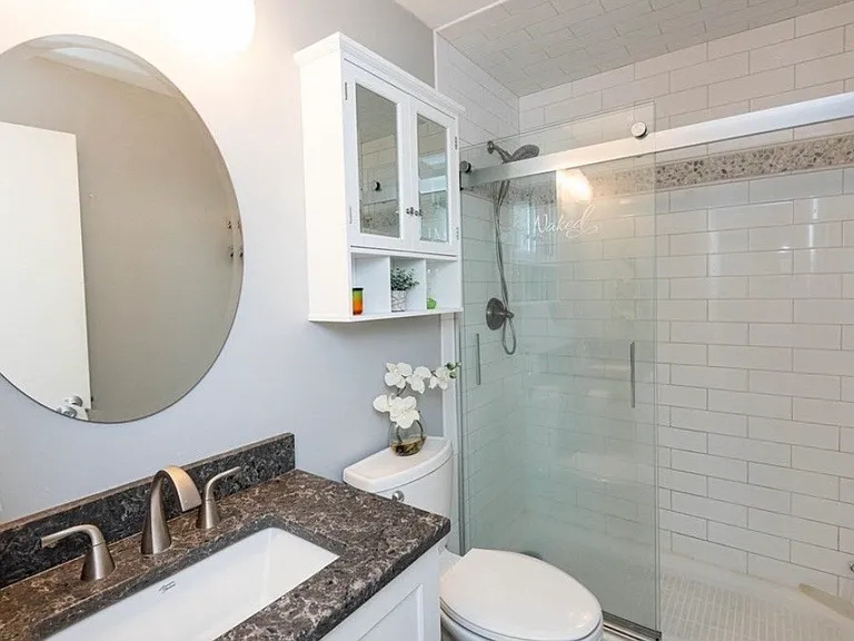 1 Greenbriar Dr #305 — Photo 16