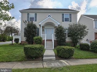 415 Haymarket Ln, Lititz, PA 17543