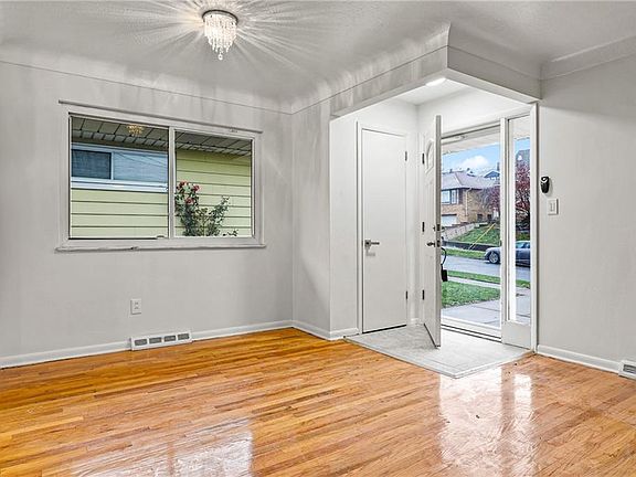 2nd image of 4844 E 94th St