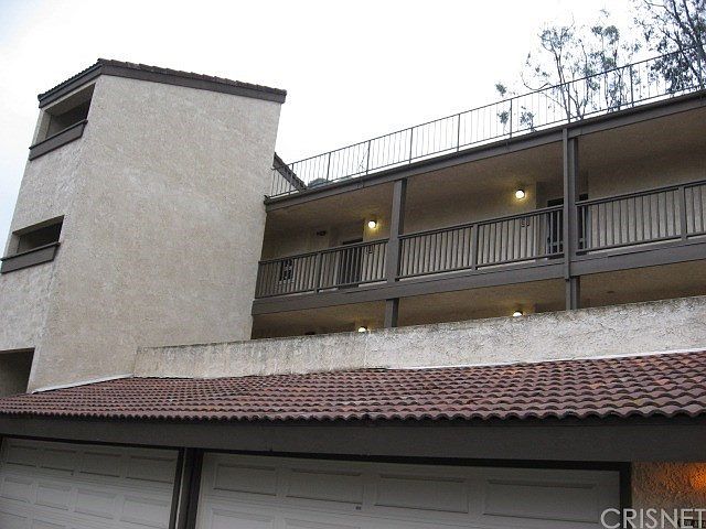 1st image of 18307 Burbank Blvd Unit 13