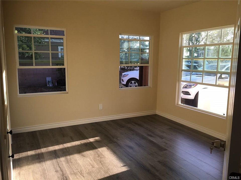 1st image of 9162 Holder St