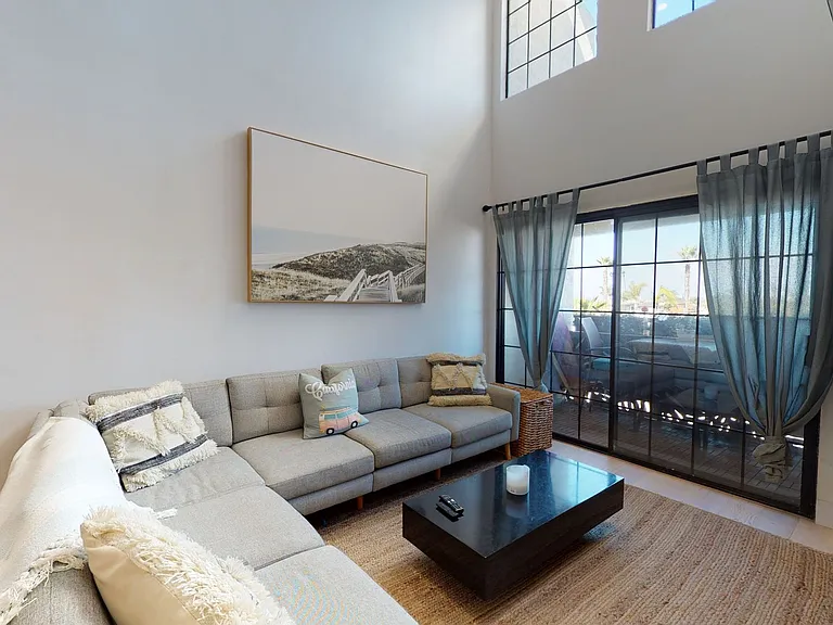 270 Dahlia Ave #14 — Photo 1
