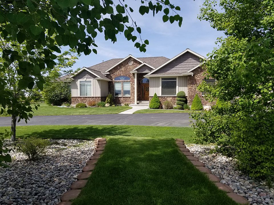 1st image of 936 S 45th W