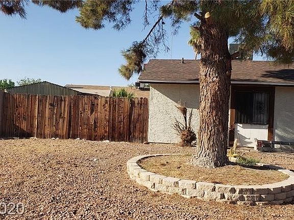 2nd image of 5284 Wellesley Ave