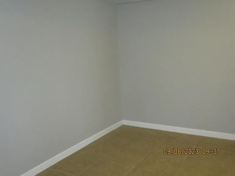 5019 Avenue M #2 — Photo 3